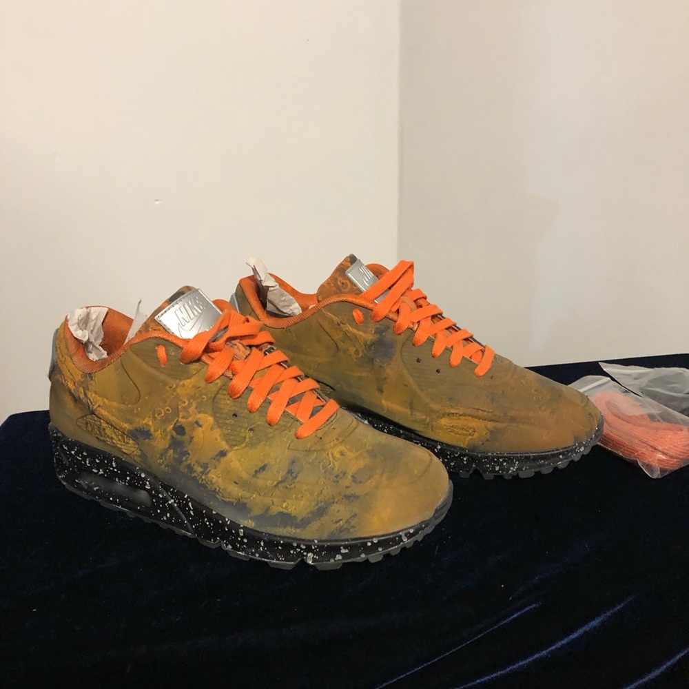 Nike Air Max 90 QS Mars Landing Magma Black Orange Men's Shoes